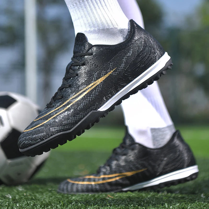 New Soccer Shoes Outdoor Professional Unisex Football Boots Non-slip Training Sport Futsal Match Sport Sneakers