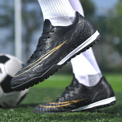 New Soccer Shoes Outdoor Professional Unisex Football Boots Non-slip Training Sport Futsal Match Sport Sneakers